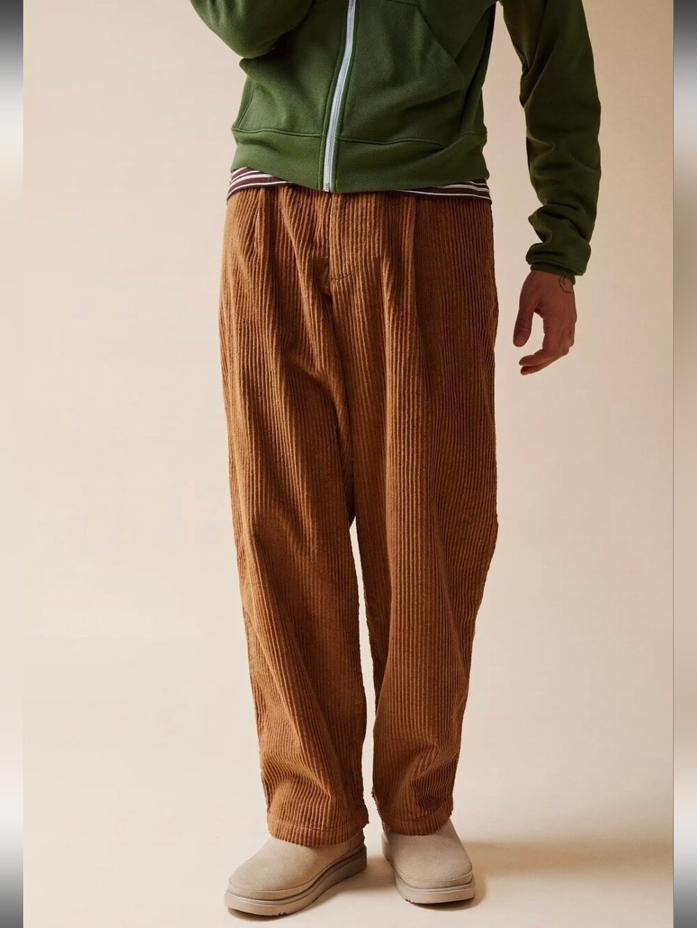 Urban Outfitters Mens Pleated Cotton Cord Beach Pants Brown Corduroy Baggy Large